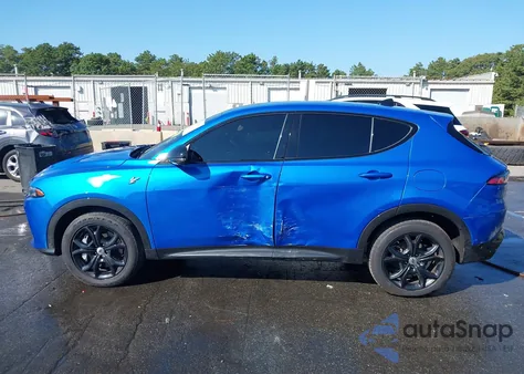 2024 Dodge Hornet R/T Eawd z USA, uszkodzony, nr VIN ZACPDFCW2R3A19007